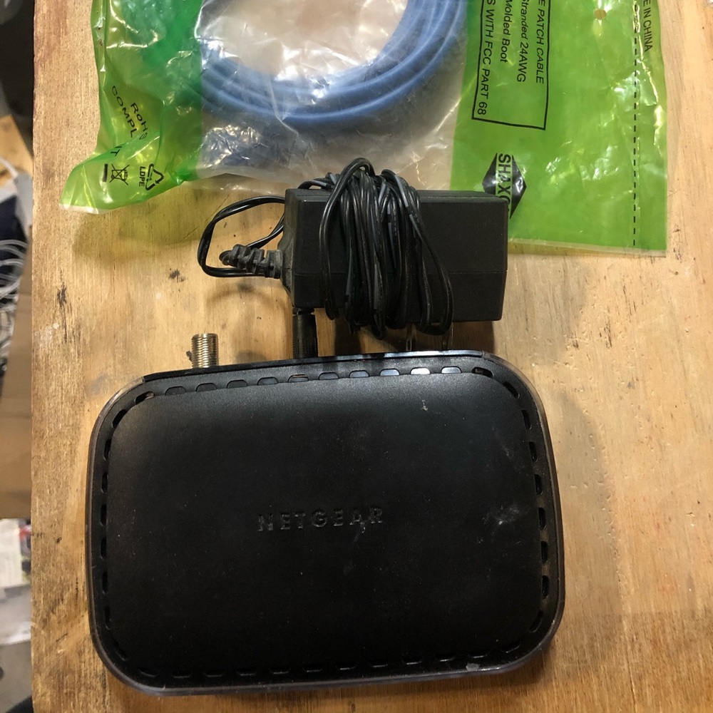 The NETGEAR CM400 High Speed Cable